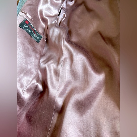 Wool Herringbone Vintage Tweed Women’s Trench Coat - Picture 9 of 10